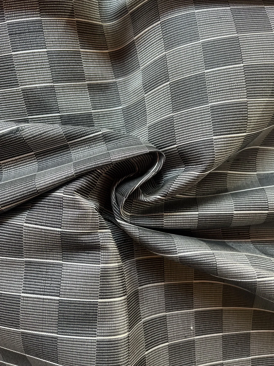 Silk Houndstooth, White and Black