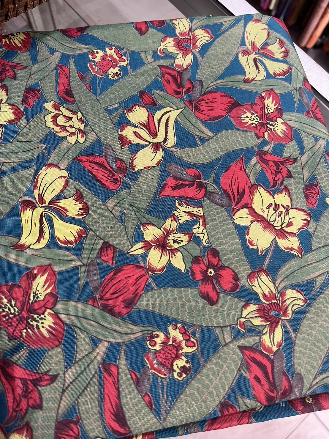 Printed Silk, Textured, Floral Print, Multicolour