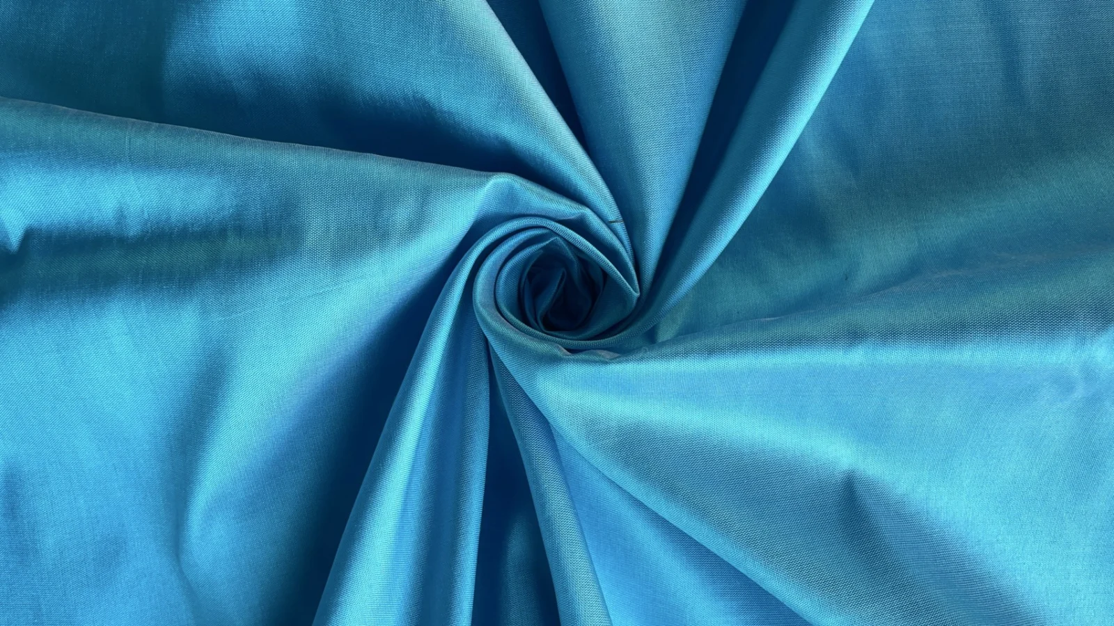 Solid-Colour Silk, Smooth Weave, 2-Ply, Sky Blue
