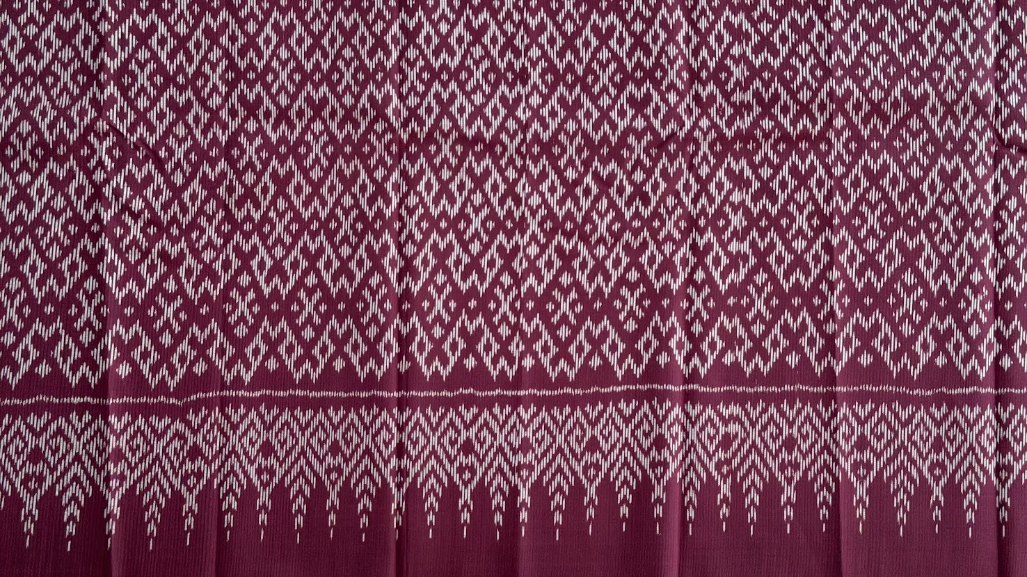 Ikat Silk, 2-Shaft, Lantern Pattern, Plum Red