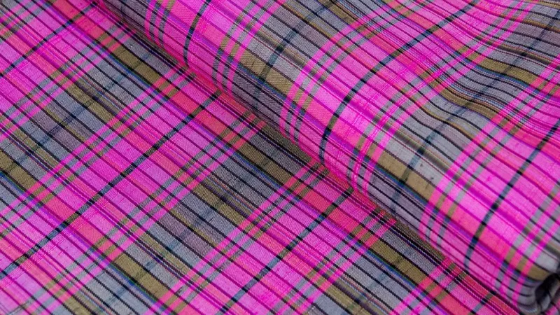 Silk Plaid, Soft Textured, Multicolour