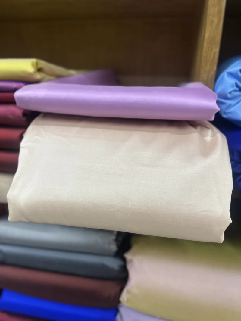 Solid-Colour Silk, Smooth Weave, 2-Ply, Brown-Beige