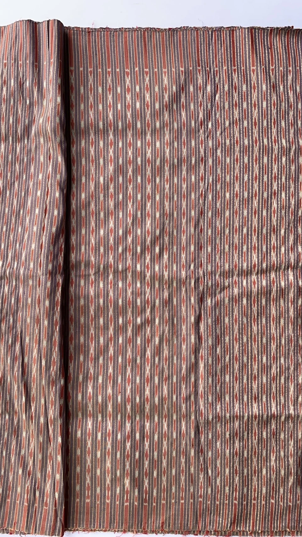 Ikat Native Silk, Luk Pu Pattern, Grey-Purple and Light Deep Plum