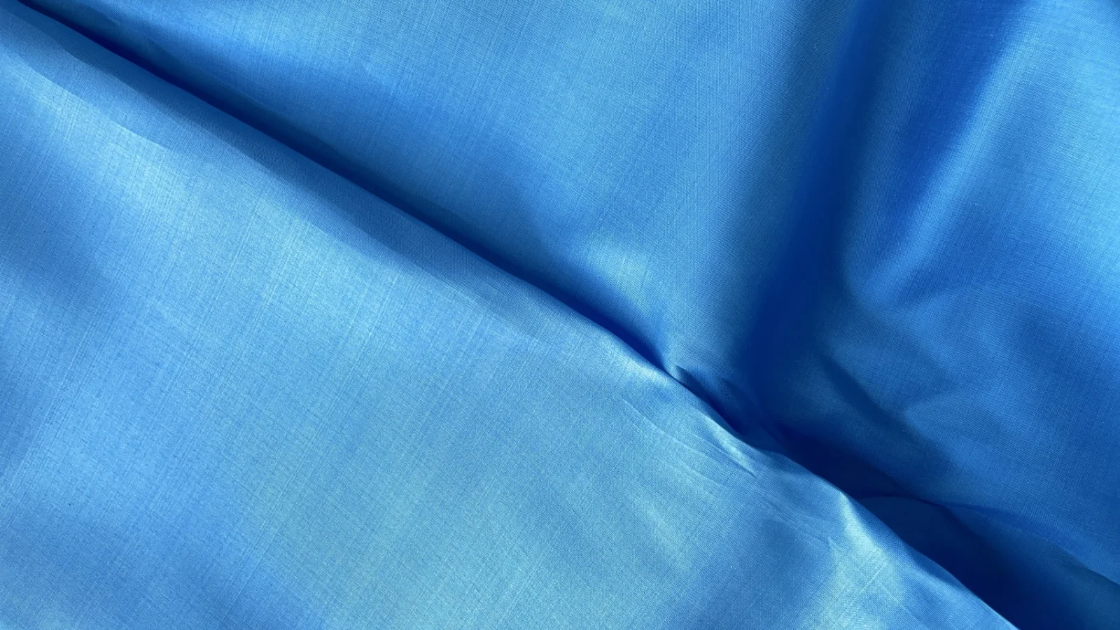Solid-Colour Silk, Smooth Weave, 2-Ply, Sky Blue