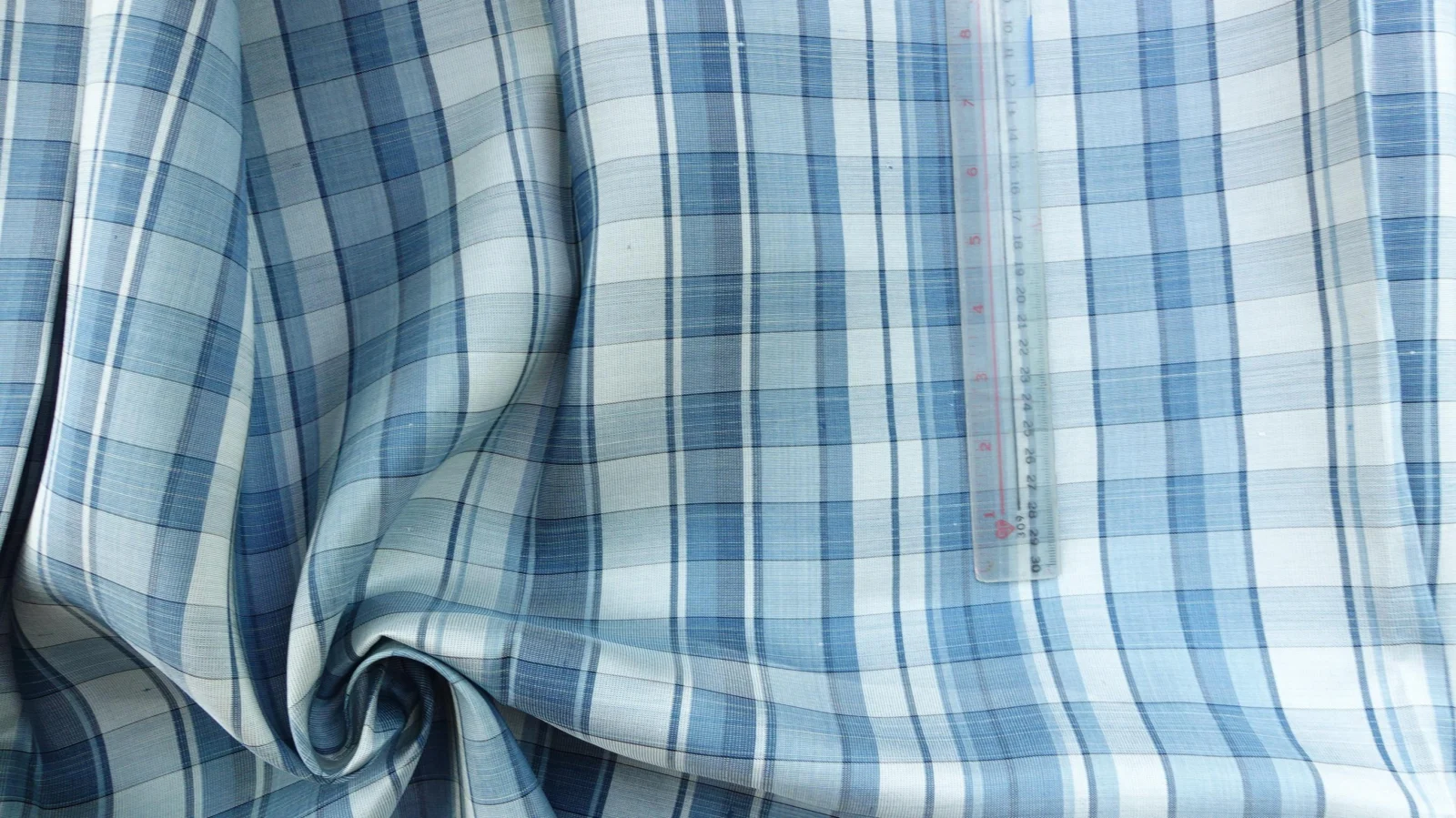 Silk Plaid, Smooth Weave, Light Blue and White