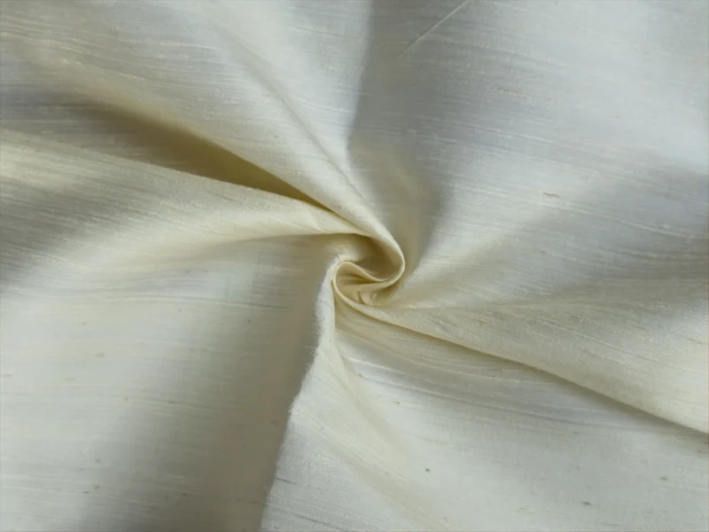 Slubbed silk in ivory