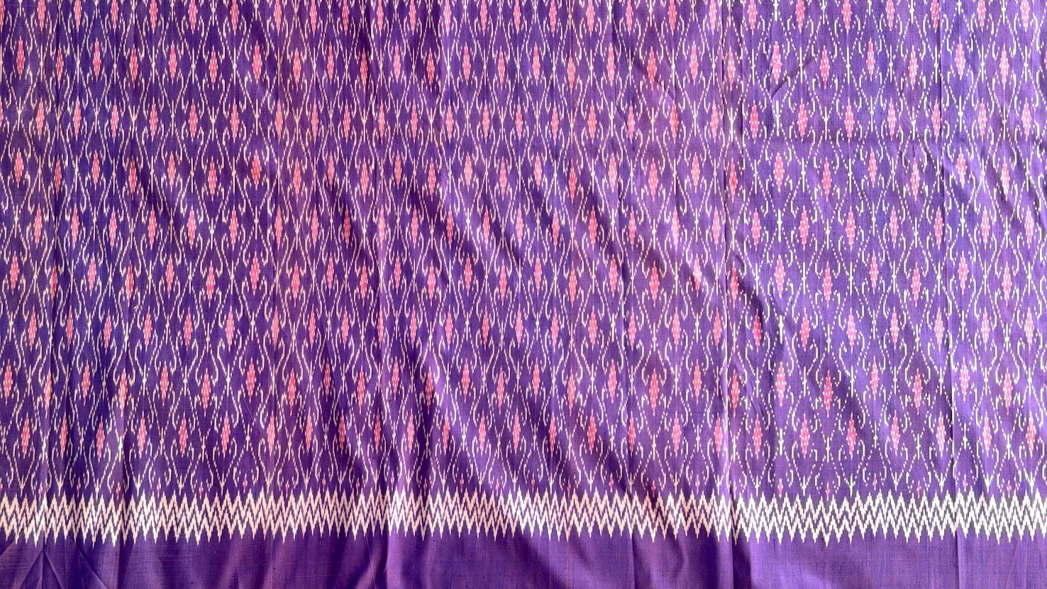 Ikat Silk, 2-Shaft, Hook-and-Lantern Pattern, Purple with Yellow Ikat
