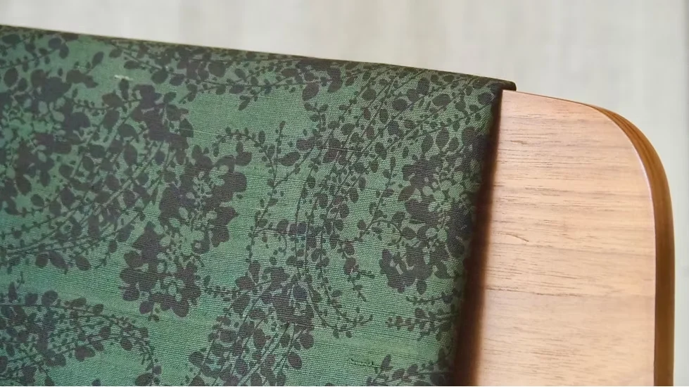 Printed Silk, Soft, 4-Ply, Green and Grey