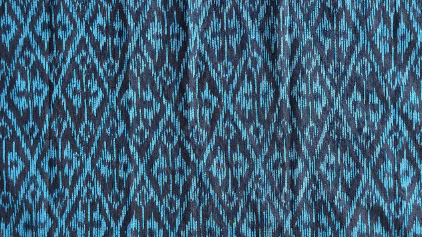 Ikat Silk, 2-Shaft, Lantern Pattern, Navy with Sky Blue Ikat