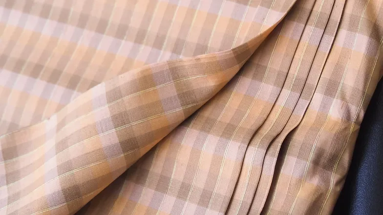 Silk, Self-Patterned Weave, 4-Ply, Brick Brown