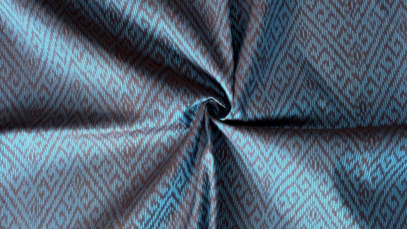 Ikat Silk, 2-Shaft, Zigzag Pattern, Dark Brown with Turquoise Ikat