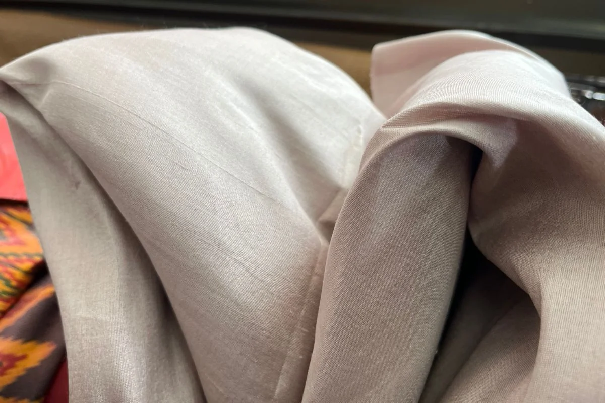 Silk, Lightly Textured, Beige-Brown Shot with Dusty Mauve