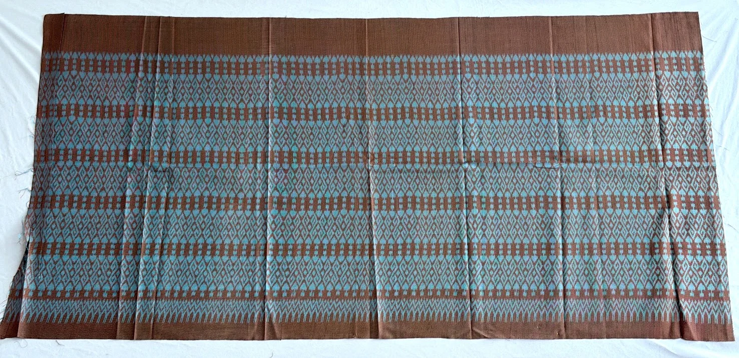 Ikat Silk, 2-Shaft, Crossed-Hook Pattern, Brown with Turquoise Ikat