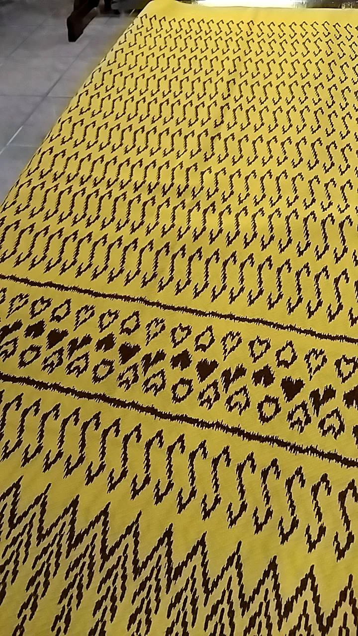 Printed Silk, Dobby Weave, Hook Print, Yellow
