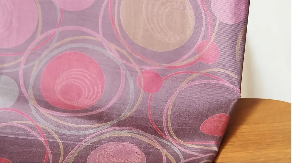 Printed Silk, Smooth Weave, 2-Ply, Dusty Mauve Ground