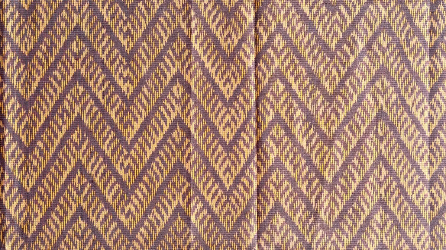 Ikat Silk, 2-Shaft, Zigzag Pattern, Brown with Yellow Ikat