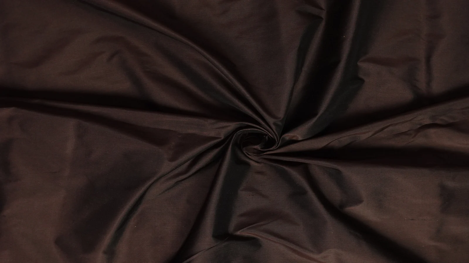 Solid-Colour Silk, Smooth Weave, 2-Ply, Burnt Brown