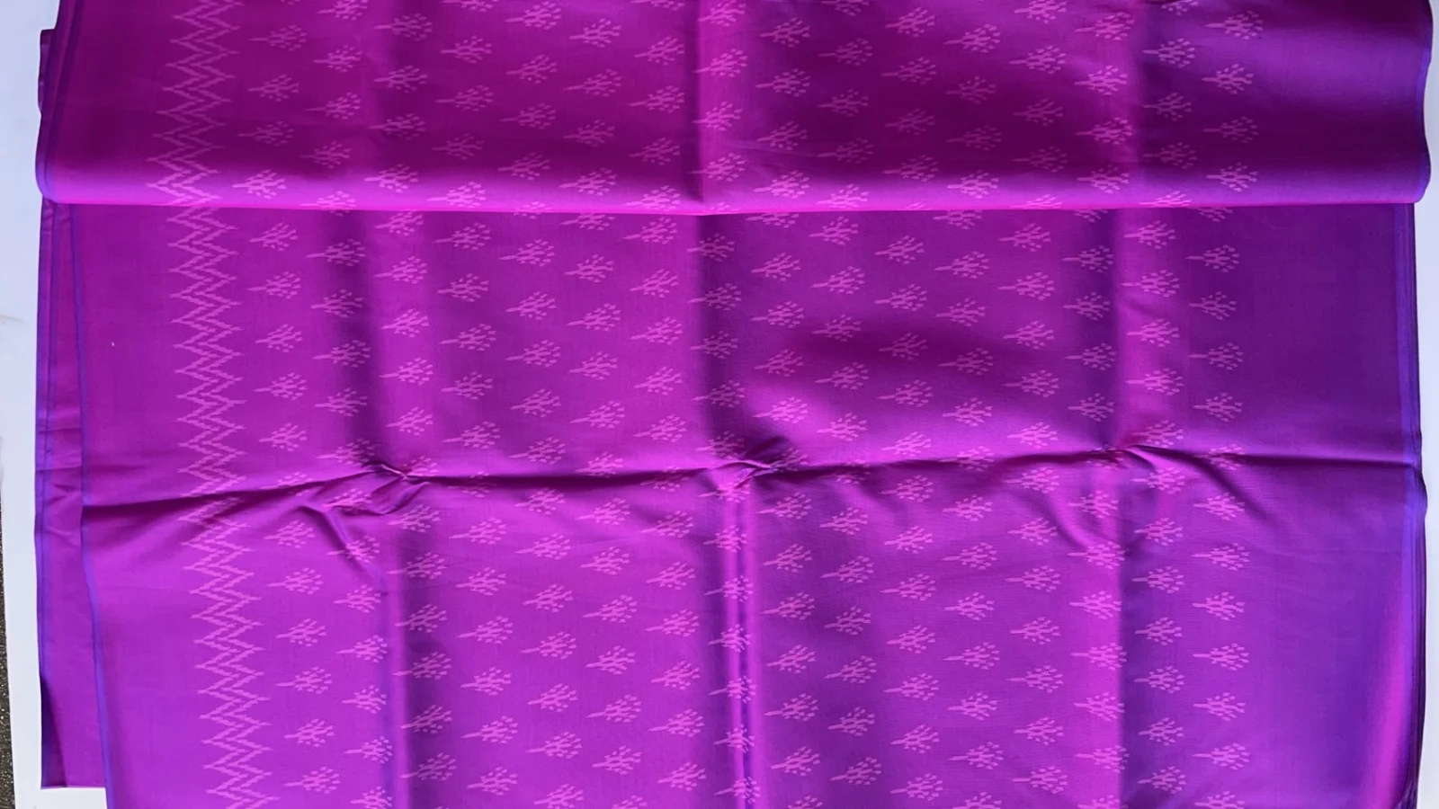 Printed Silk, Smooth Weave, Dok Peep Print, Purple