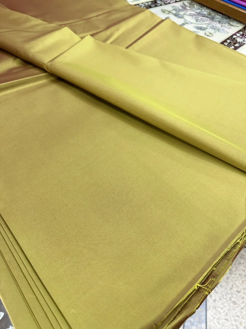 Solid-Colour Silk, Smooth Weave, Heavy Weight, Yellow